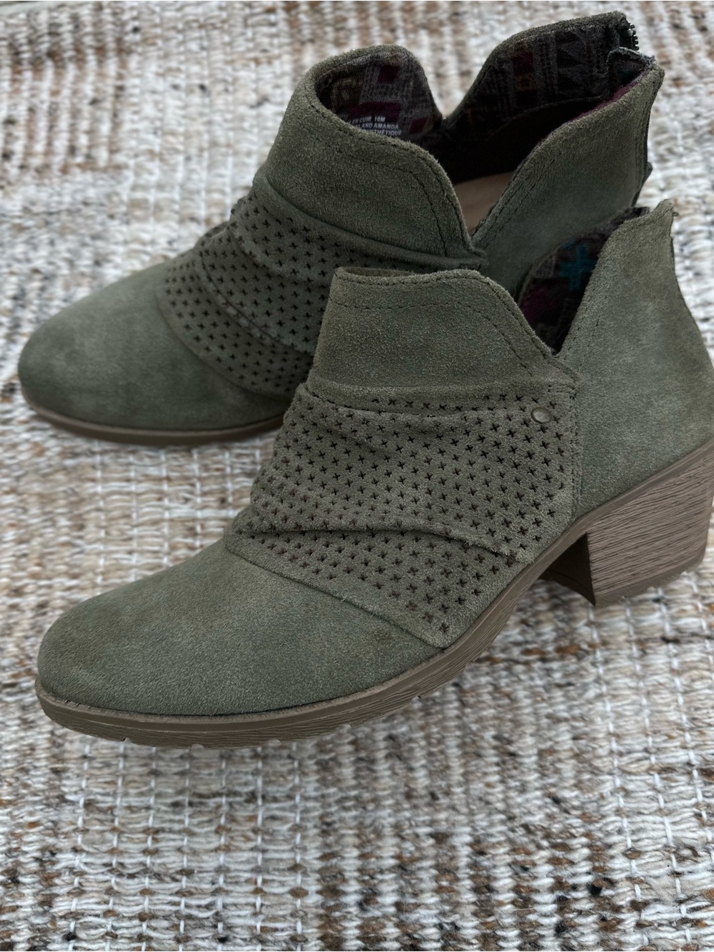 Earth Origins Women’s Suede Olive Green ankle Boots